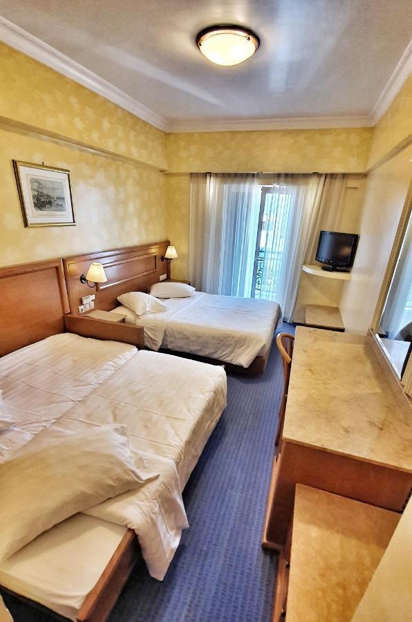Noufara Hotel Piraeus Exterior photo