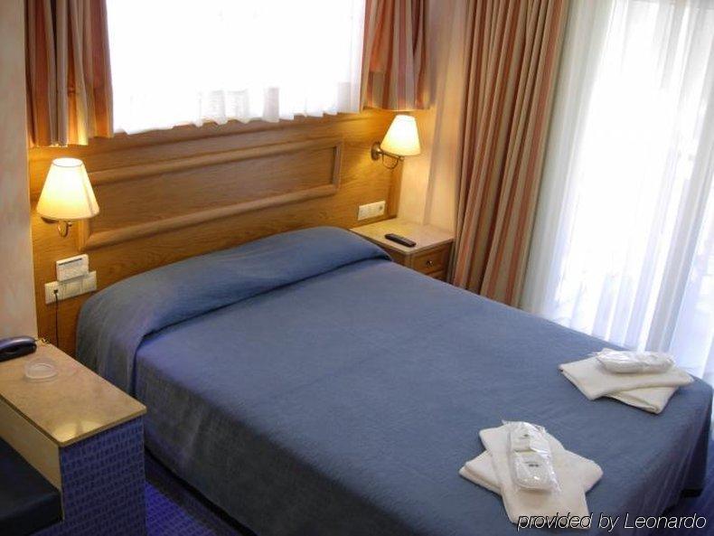 Noufara Hotel Piraeus Exterior photo